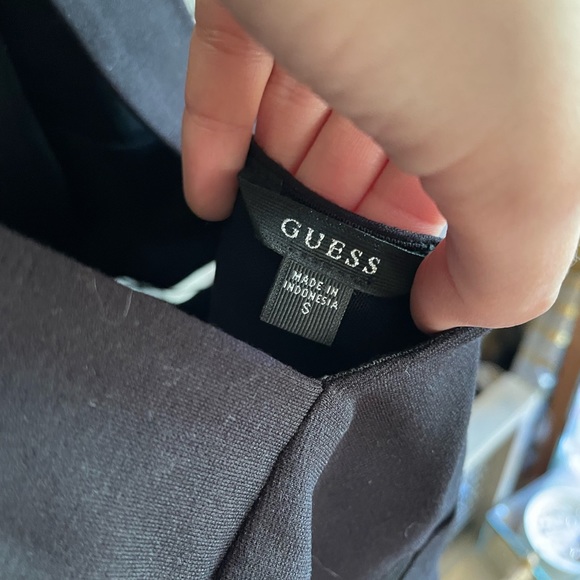 Black Guess mini dress - Picture 3 of 3